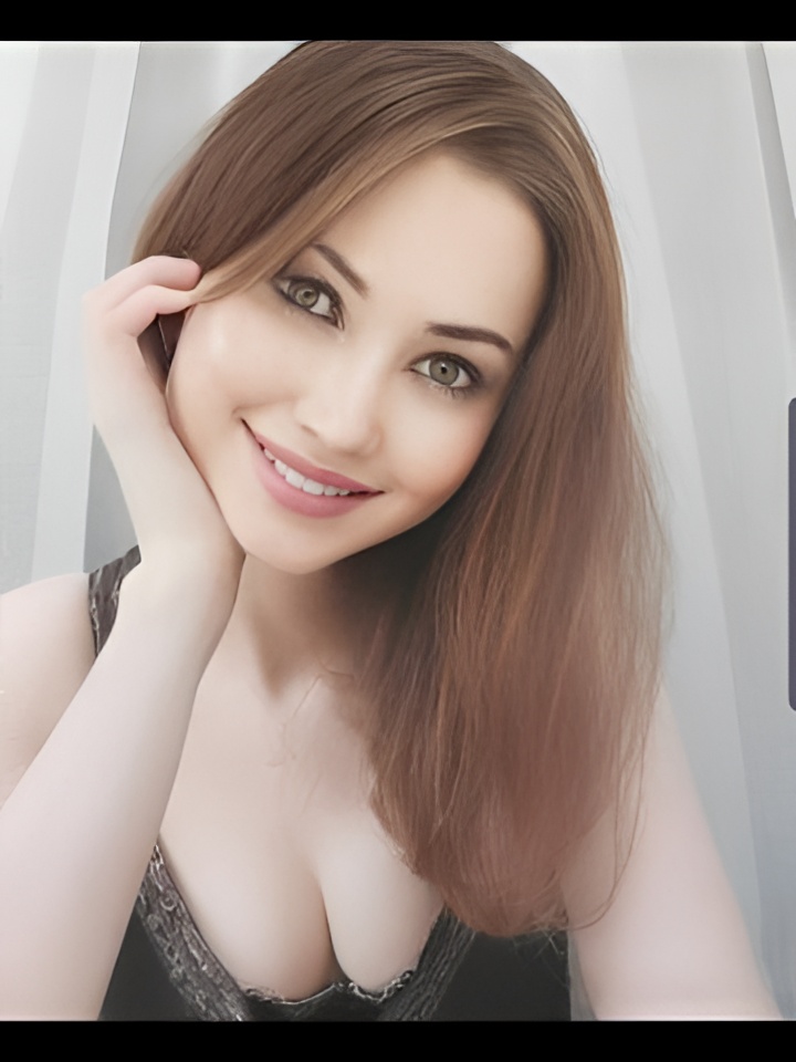 Алина привлекательная девушка из Пскова цена от 2000 руб