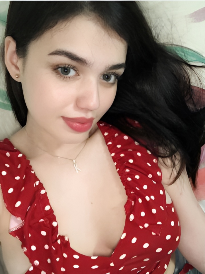 Анжелика привлекальеная девушка из Пскова цена от 10000 руб