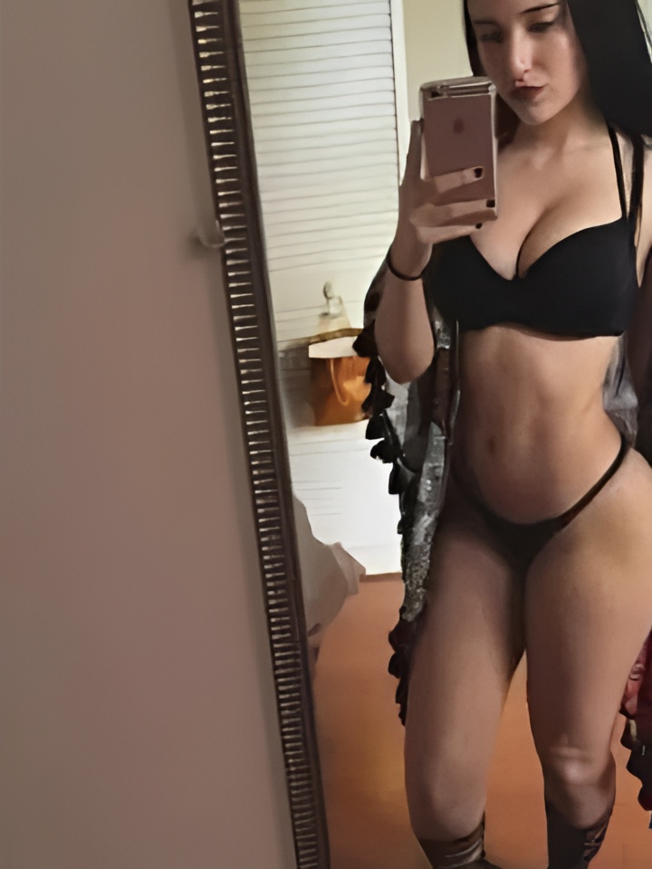 Индивидуалка Влада, доступна для личного знакомства от 2500 руб