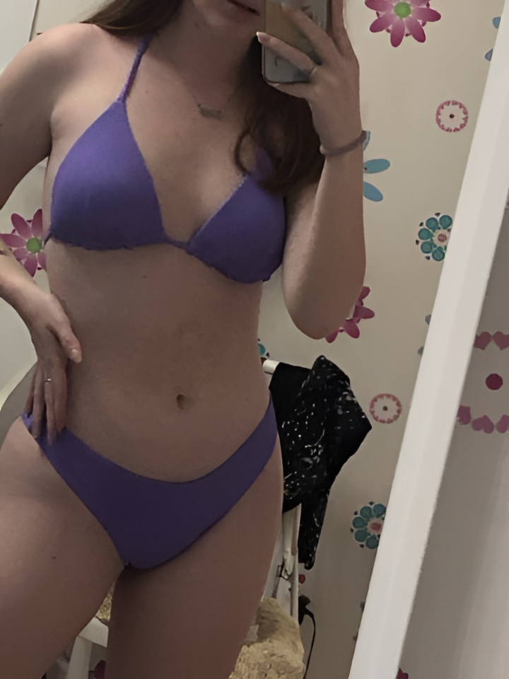 Яна привлекальеная девушка из Пскова цена от 4000 руб