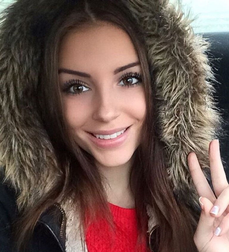 Оксана привлекальеная девушка из Пскова цена от 3500 руб