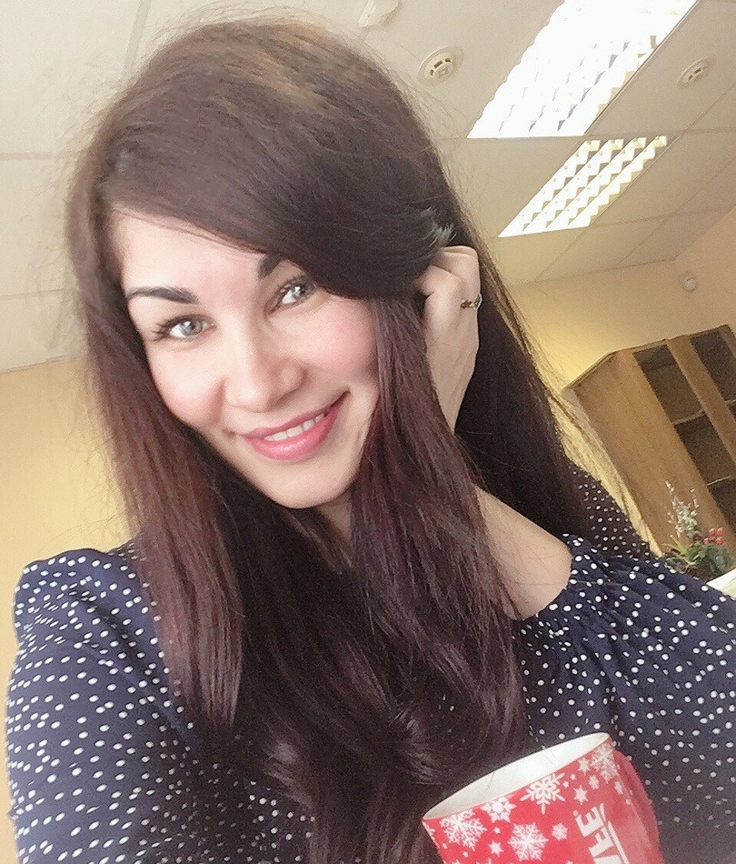 Настя привлекальеная девушка из Пскова цена от 3500 руб