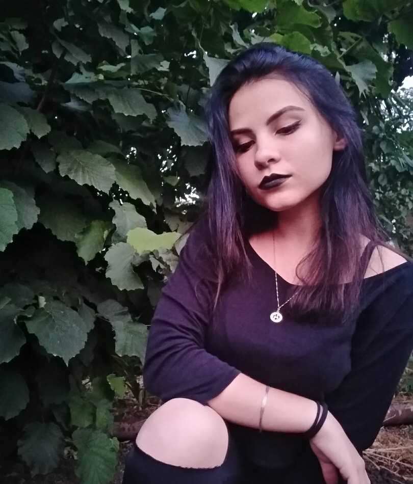 Эльвира привлекальеная девушка из Пскова цена от 3000 руб