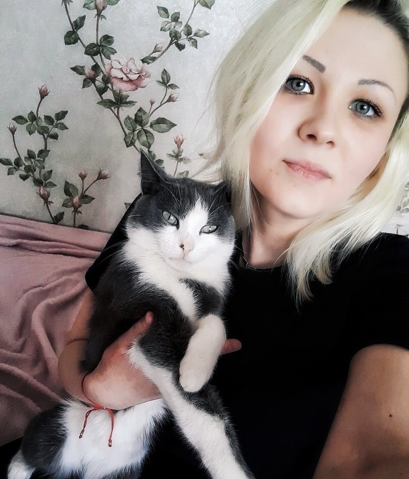 Лизка привлекальеная девушка из Пскова цена от 3500 руб