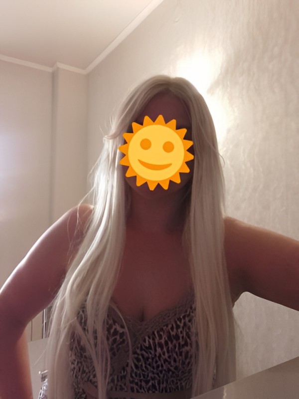 Гертруда привлекательная девушка из Пскова цена от 2500 руб