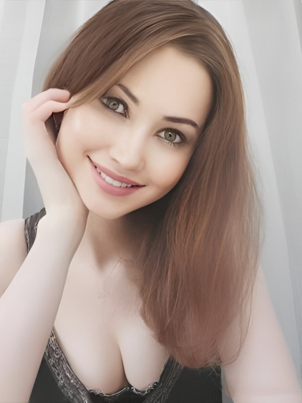 Каролина привлекательная девушка из Пскова цена от 2000 руб