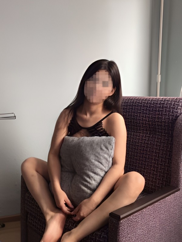 Лера привлекательная девушка из Пскова цена от 5000 руб