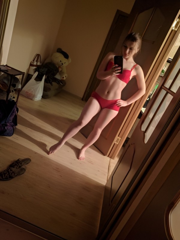 Медея привлекательная девушка из Пскова цена от 5000 руб