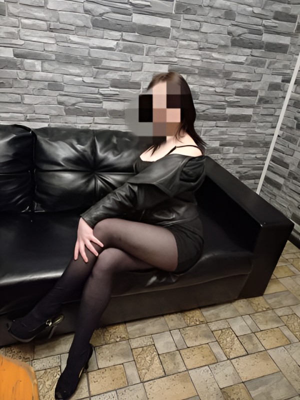 Стелла привлекательная девушка из Пскова цена от 10000 руб