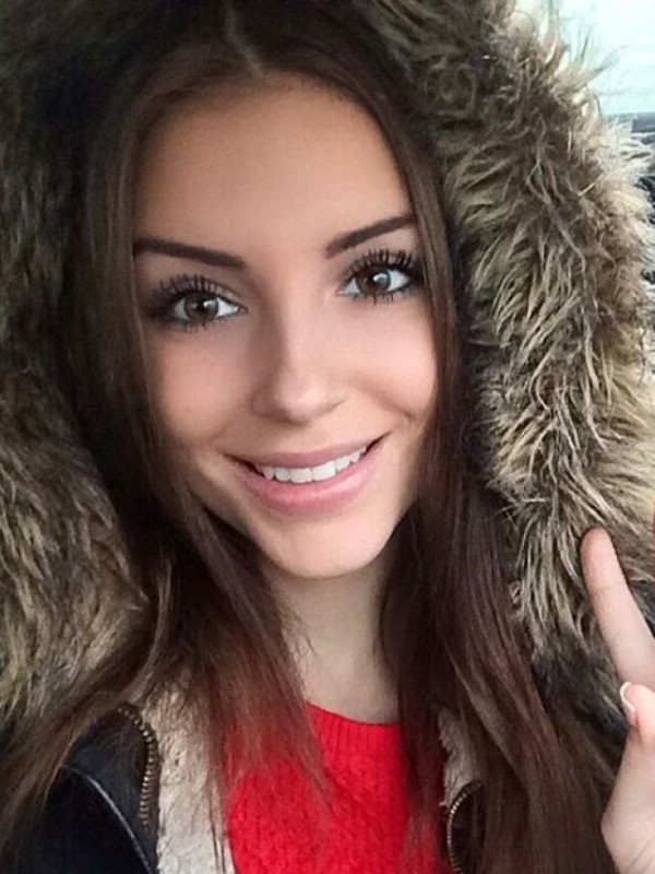 Оксана привлекательная девушка из Пскова цена от 3500 руб