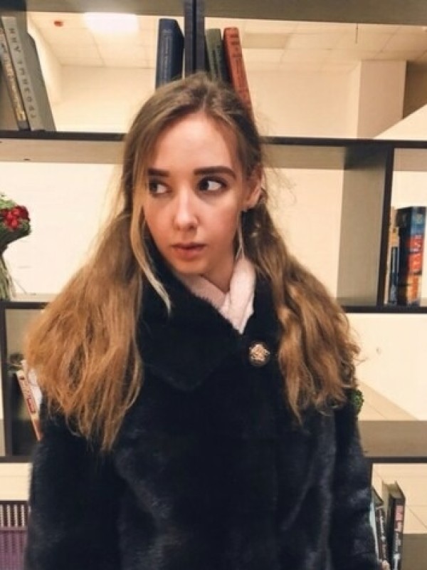 Дарья привлекательная девушка из Пскова цена от 3000 руб