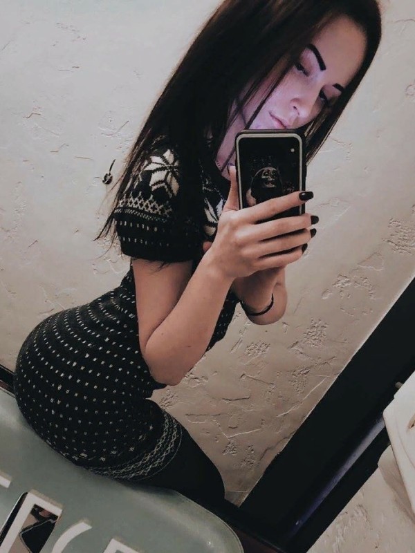 Люда привлекательная девушка из Пскова цена от 3500 руб