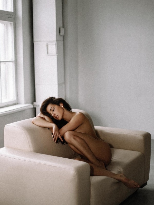 Анастасия привлекательная девушка из Пскова цена от 6000 руб